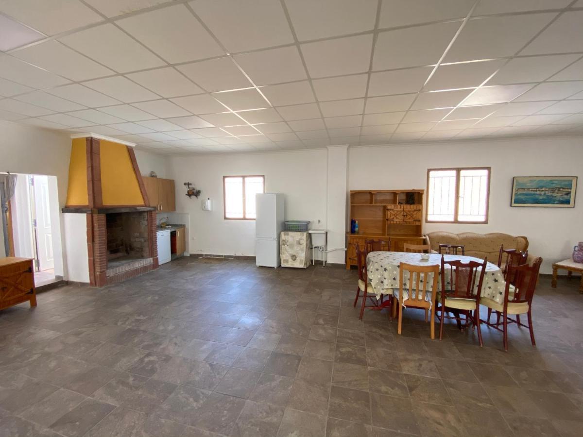 Con Piscina Privada De 4 Herrerias -cerca De Vera Playa- *