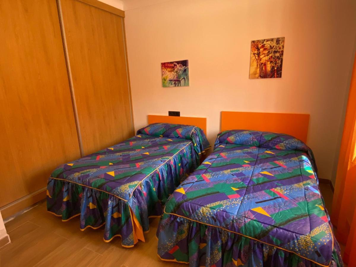 Con Piscina Privada De 4 Herrerias -cerca De Vera Playa- Cuevas del Almanzora