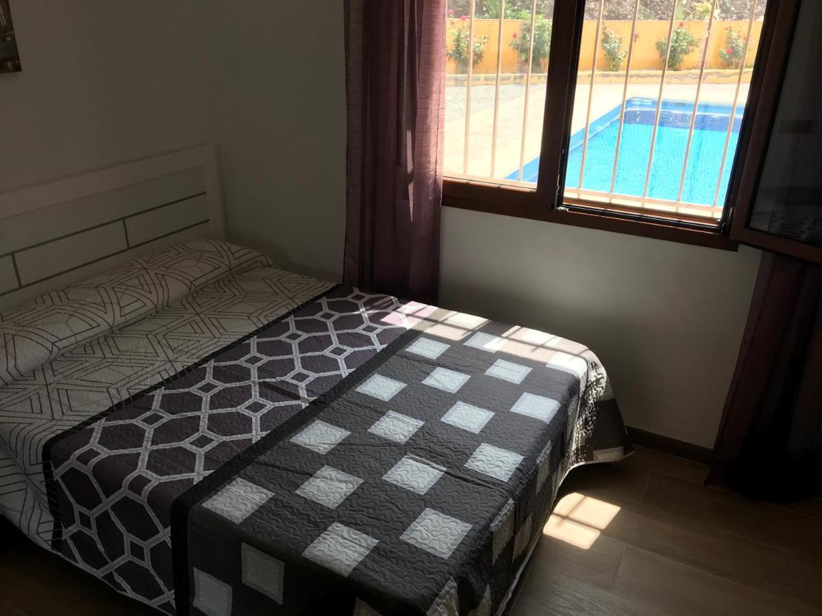 Con Piscina Privada De 4 Herrerias -cerca De Vera Playa- Vakantiehuis