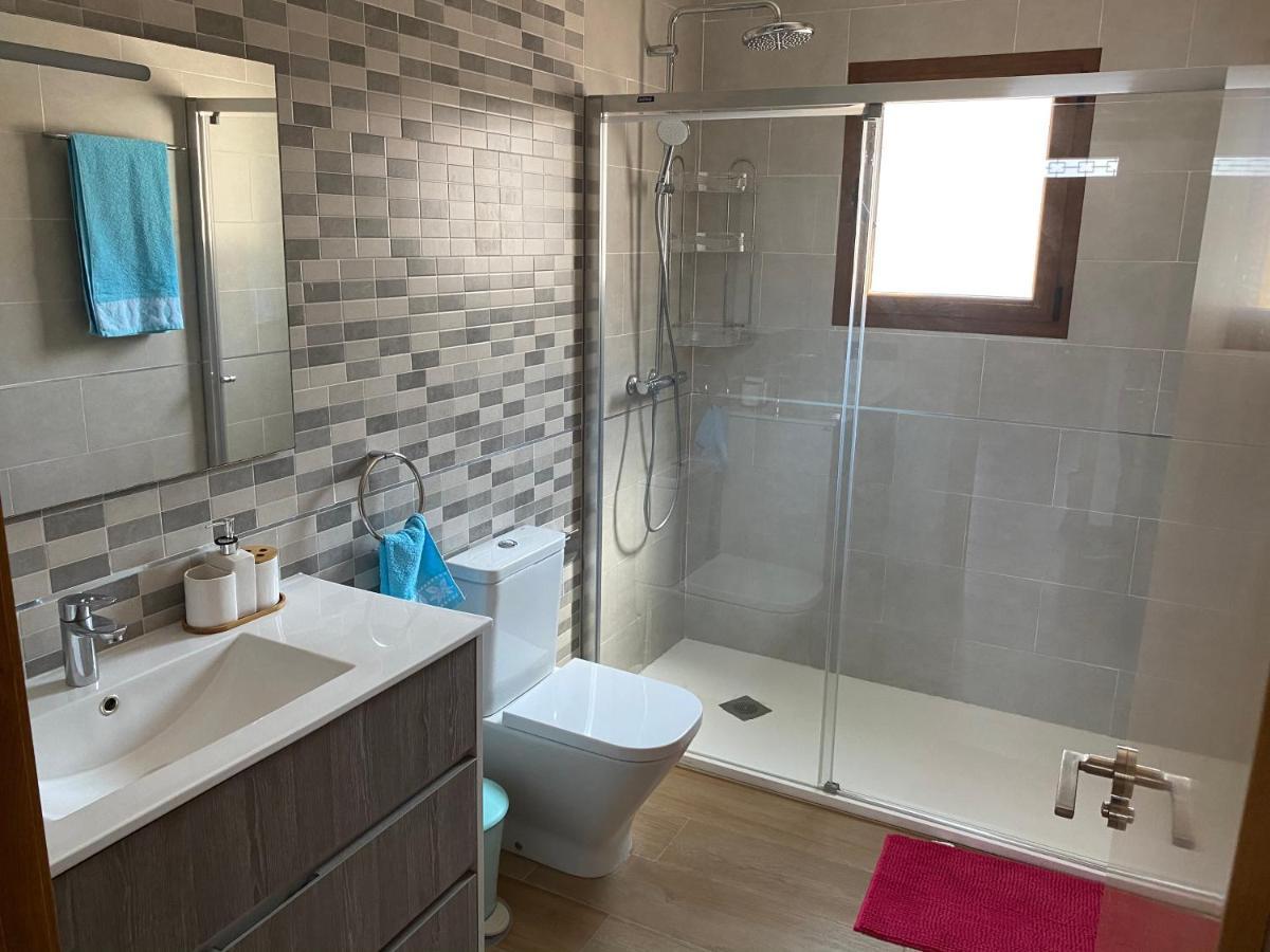 Con Piscina Privada De 4 Herrerias -cerca De Vera Playa- *